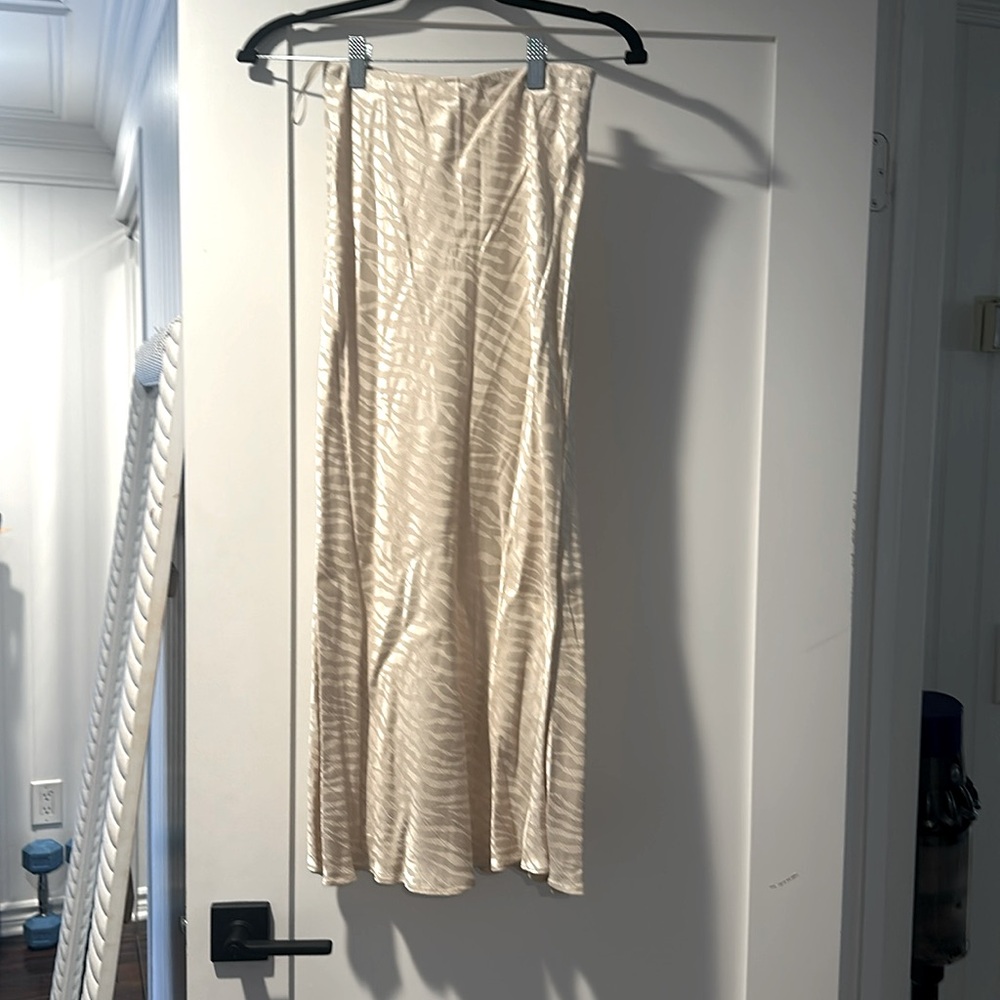 Bec and bridge slip skirt